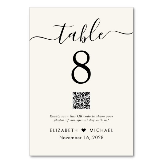 Chic Script QR Code Cream Wedding Reception Tischnummer (Vorderseite)