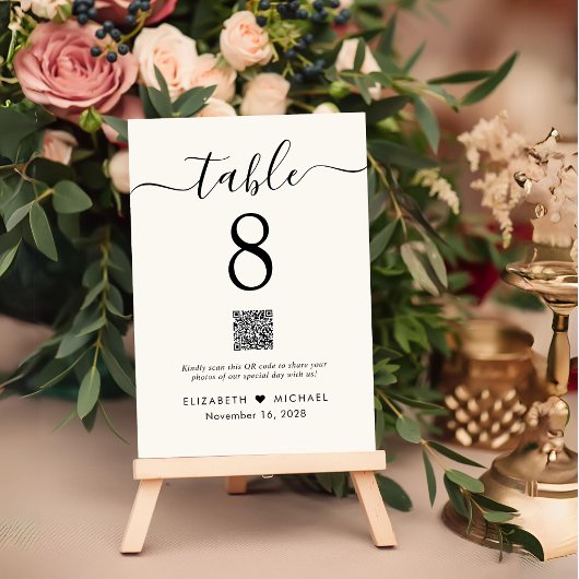 Chic Script QR Code Cream Wedding Reception Tischnummer