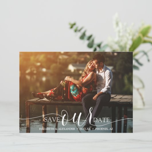 Chic Script QR Code Foto Hochzeit Save The Date (Stehend Vorderseite)
