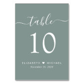 Chic Script Sage Green Wedding Reception Tischnummer (Vorderseite)
