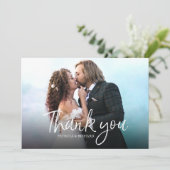 Chic Script Simple elegante Hochzeit Danke Foto Karte (Stehend Vorderseite)