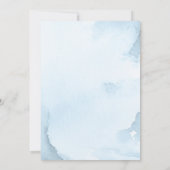 Chic Script Slate Blue Mountains Forest Wedding Einladung (Rückseite)