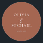 Chic Script Terracotta Minimalist Wedding Runder Aufkleber<br><div class="desc">Add a personal and elegant touch to your wedding favors, envelopes, or packaging with this minimalist round sticker featuring your custom name in a graceful script font. Designed to complement a modern and timeless wedding theme, this classic Terracotta and white design pairs beautifully with any part of your celebration. Perfect...</div>