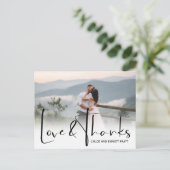 Chic Script Two Foto Wedding Vielen Dank Postkarte (Stehend Vorderseite)