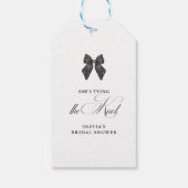 Chic 'She's The Knot Black Bow Brautparty Geschenkanhänger (Rückseite)