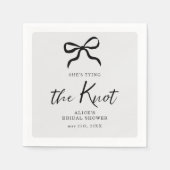 Chic She's The Knot Black Bow Brautparty Serviette (Vorderseite)