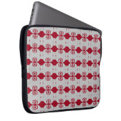 Chic Silver & Burgundy Red Geometric Shape Laptopschutzhülle (Vorne Rechts)