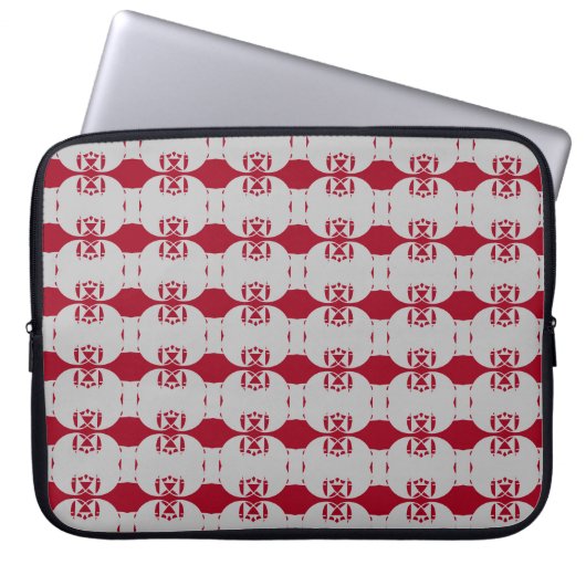 Chic Silver & Burgundy Red Geometric Shape Laptopschutzhülle (Vorderseite)