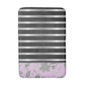Chic Silver Floral on Pink and Silver Stripes Badematte (Vorderseite Vertikal)