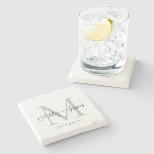 Chic Silver Monogram Script-Namen Hochzeitdatum Steinuntersetzer (Seitenansicht)