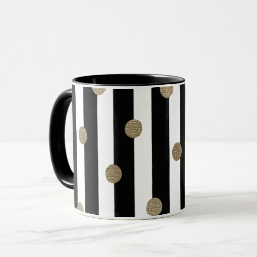 "Chic Sips, jedes Mal" Tasse (Vorderseite Links)
