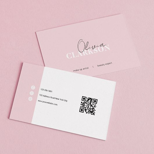 Chic Soft Pink Minimalist QR-Code Visitenkarte