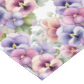 Chic Spring Colors Pansy Stiefmütterchen Tischdecke (Schrägansicht)