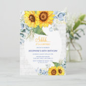 Chic Sunflower Wall Brick Blumenüberraschung Gebur Einladung (Stehend Vorderseite)