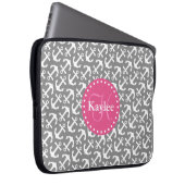 Chic Tiled Anchors Pattern Grau Pink Laptopschutzhülle (Vorne Rechts)