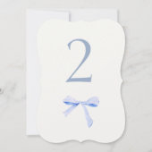 Chic & Trendy Blue Ribbon Wedding Tischnummer (Vorderseite)