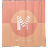 Chic Trendy Peach Pink Geometric Modern Monogram Duschvorhang (Vorderseite)
