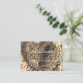 Chic trendy Rustic Coastal Beach Heart Wedding Visitenkarte (Stehend Vorderseite)