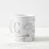 Chic Trendy Silver Foil Marmor Monogram Kaffeetasse (Vorderseite Links)
