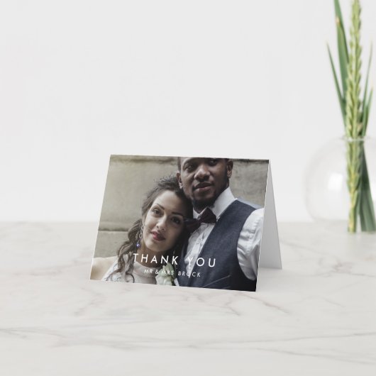 Chic Typografy Foto Danke Karte (Vorderseite)