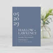 Chic Typografy Periwinkle Blue Wedding Einladung (Stehend Vorderseite)