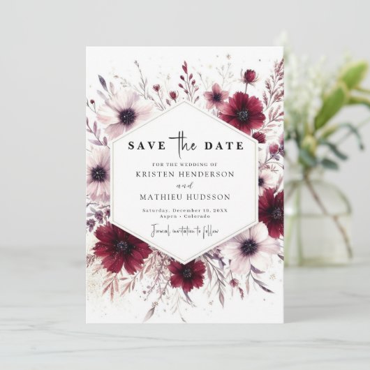 Chic Unique Burgundy Wedding Save The Date (Stehend Vorderseite)