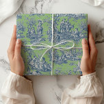 Chic Vintag Blue Green Toile de jouy bedruckt Geschenkpapier<br><div class="desc">Chic Vintage blaugrüne Toile de jouy gedruckte Wrapping Paper. Diese toile de jouy Vintage Geschenktasche wird durch die exquisiten Entwürfe der französischen Landschaftsszenen inspiriert. Diese ausgeklügelten Toilabdrücke sind derzeit ein Alltagswut. Die Designs sind klassisch und romantisch mit stilvollen Farben. Das perfekte Wrapping Paper für Geburtstage, Valentinstag, Weihnachten oder andere Anlässe....</div>