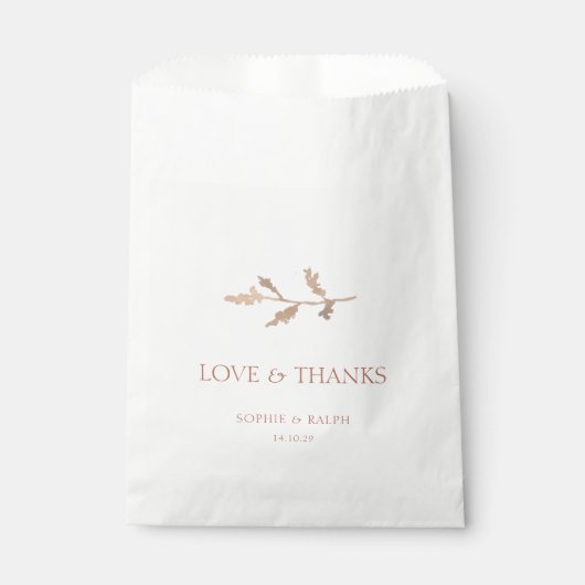 Chic Watercolor Foliage Couple Wedding Geschenktütchen (Vorderseite)