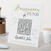 Chic White and Gold Elegante QR Code Honeymoon Fun Sockelschild (In Situ)