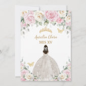 Chic White Baby Pink Roses Floral Girl Quinceañera Einladung (Rückseite)