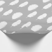 Chic White Feathers Geschenkpapier (Ecke)