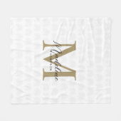 Chic White Gold Anahaw Leaf Script Monogram Fleecedecke (Vorderseite (Horizontal))