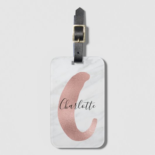Chic White & Gray Marble Rose Gold C Monogram Name Gepäckanhänger (Vorderseite Vertikal)