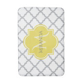 Chic White Gray Quatrefolie Gelber Mit Monogramm N Badematte (Vorderseite Vertikal)