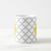 Chic White Gray Quatrefolie Gelber Mit Monogramm N Kaffeetasse (Mittel)