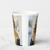 Chic White Script Overlay Graduate Foto Party Pappbecher (Rechts)