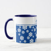 Chic White Snowflakes Nordic Pattern auf Navy Blue Tasse (Links)
