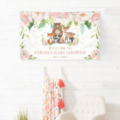 Chic Woodland Tiere Rosa Blumenkulisse Willkommen Banner (Insitu)