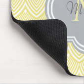 Chic Yellow Art Deco Scallops Grau Monogramm Name Mousepad (Ecke)