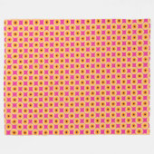 Chic Yellow Pink Polka Dot Fleecedecke (Vorderseite (Horizontal))