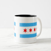 Chicago-Flagge Zweifarbige Tasse (VorderseiteRechts)