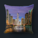 Chicago Illinois City Kissen<br><div class="desc">Chicago Illinois City At Night Diese schöne, windige Stadt ist Ihre Zuhause John Hancock Centre Chicago River</div>