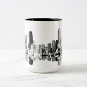 Chicago, Illinois-Skyline in schwarz Zweifarbige Tasse (Mittel)