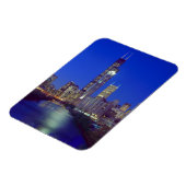 Chicago, Illinois, Skyline nachts mit Chicago Magnet (Linke Seite)