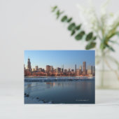 Chicago, Illinois-Skyline über einem gefrorenen Se Postkarte (Stehend Vorderseite)