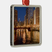 Chicago, Illinois, Skyline und Chicago River bei 2 Ornament Aus Metall (Rechts)