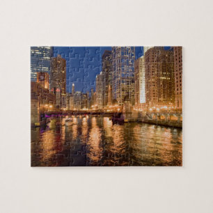 Chicago, Illinois, Skyline und Chicago River um 2 Puzzle