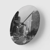 Chicago Michigan Avenue @ Night März 6, 1967 Runde Wanduhr (Winkel)