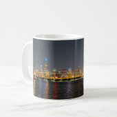Chicago Night Skyline Tasse (Vorderseite Links)