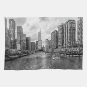 Chicago River und Trump Tower Grayscale Geschirrtuch